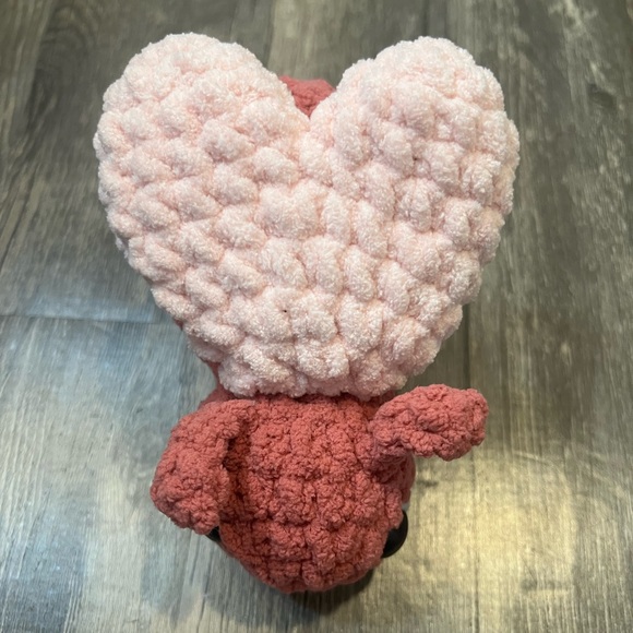 Love Bug Valentine’s Day Crochet Plushie Handcrafted in Soft Snuggle Yarn New - Picture 3 of 4